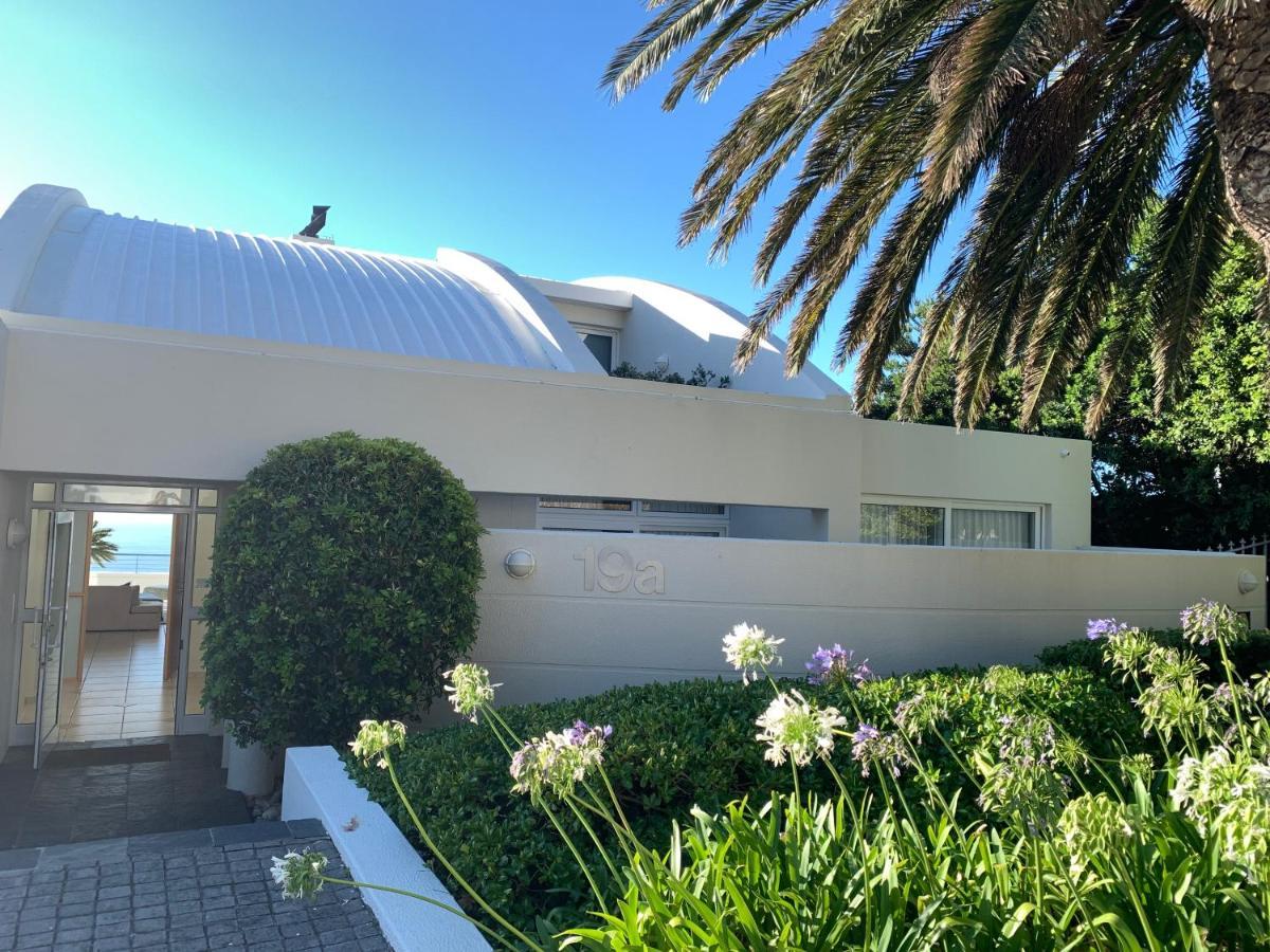 Bay Reflections Camps Bay Luxury Serviced Apartments Kaapstad Buitenkant foto