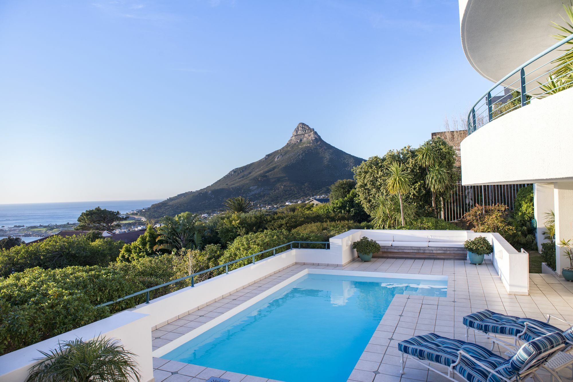 Bay Reflections Camps Bay Luxury Serviced Apartments Kaapstad Buitenkant foto